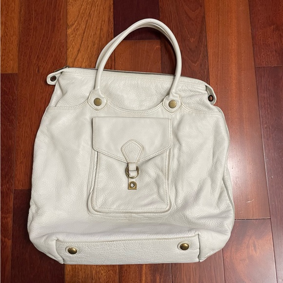 Marc By Marc Jacobs Handbags - Marc by Marc Jacobs Off White Ivory Pebbled Leather Hobo Bag B17